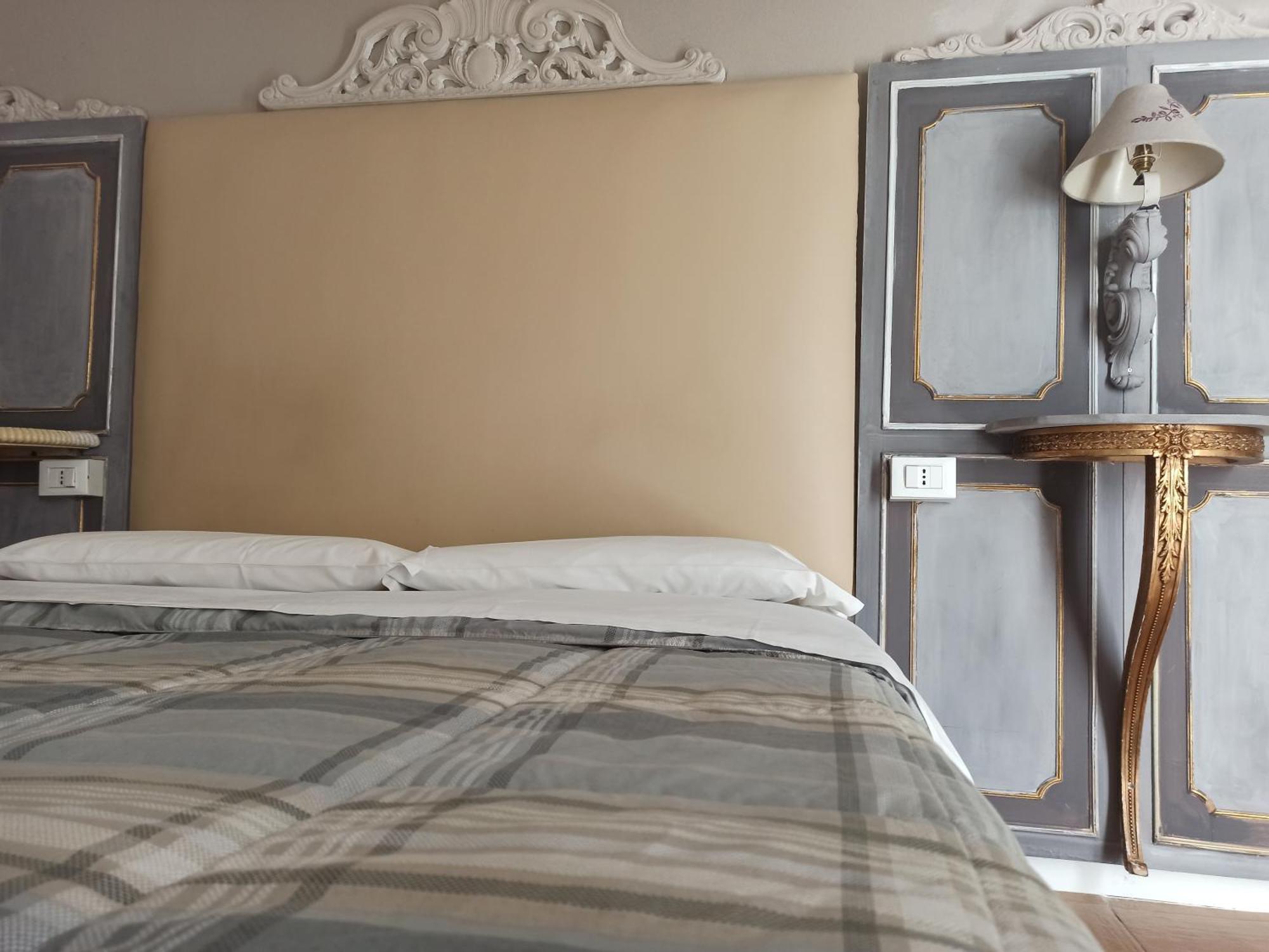 Bed and Breakfast Cascina La Castagnara Oriolo  Zimmer foto